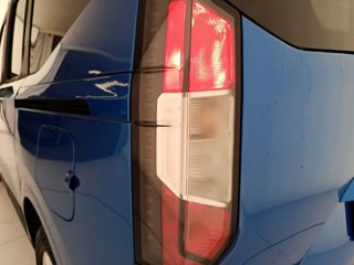 FORD Tourneo Courier 1.0 EcoBoost Titanium